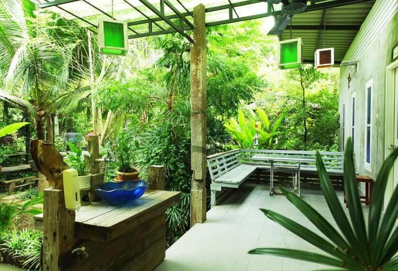 Четырехместный Номер Стандарт, Hatthatara Resort