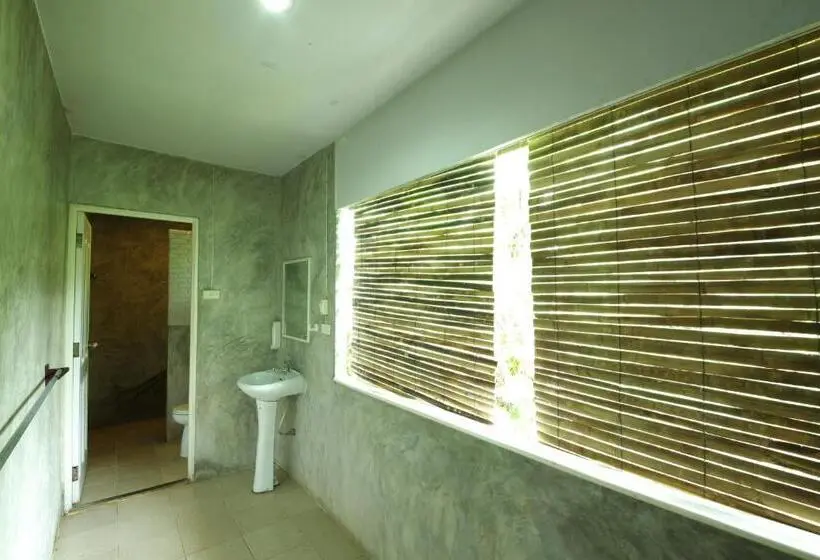 スタンダード４人部屋, Hatthatara Resort