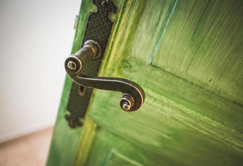 סוויטה נוף לים, B&b Le Ferule