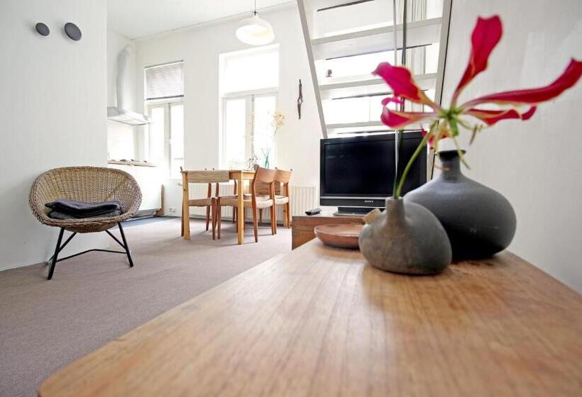 דירת חדר דלוקס, Beautiful 2 Floor Vondelpark Apartment