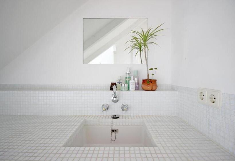 דירת חדר דלוקס, Beautiful 2 Floor Vondelpark Apartment