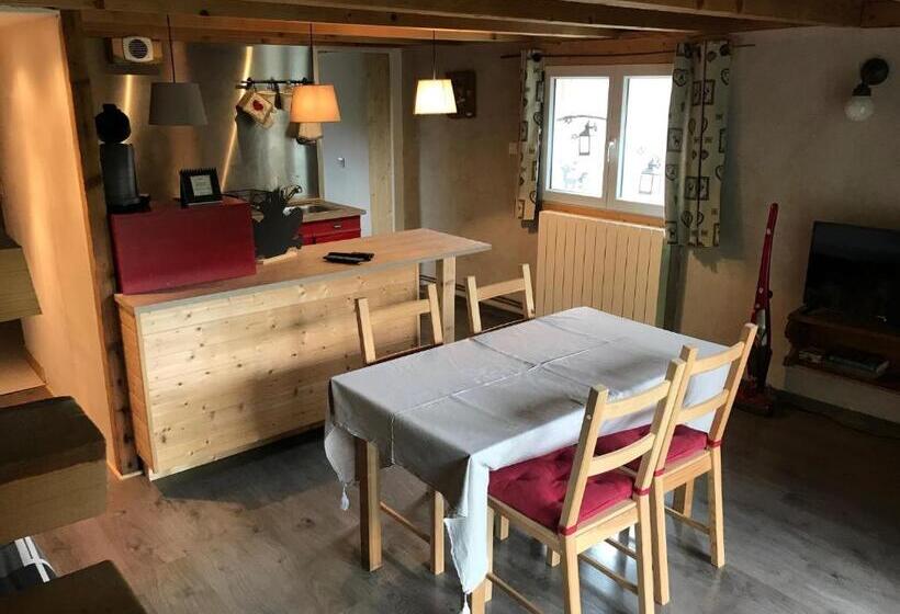 חדר סטנדרט, Chez Julie