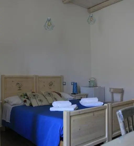 Standard 4-Bettzimmer mit Balkon, Elementa