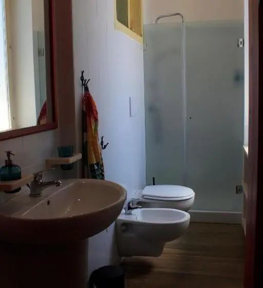 4 Bett Standardzimmer, Elementa