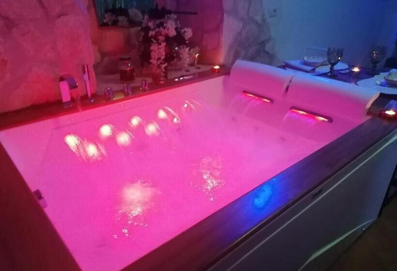 اتاق استاندارد با وان آب گرم, Il Casaletto Del Terminillo