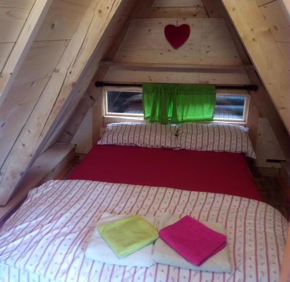 Standard Tent, Jelenov Breg Pod Matajurem