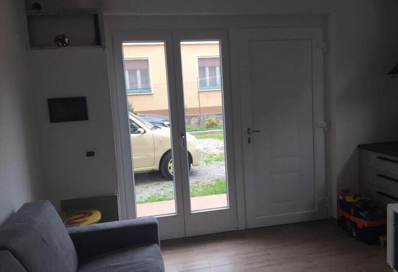 Апартаменты 1 Спальня Нижний Этаж, Guest House Persico