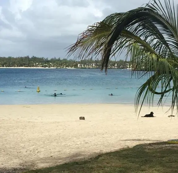 خانه 4 خوابه, Villa Bella Charming Beachfront Guesthouse