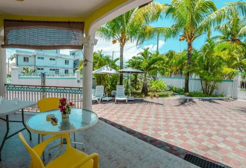 اتاق استاندارد با چشم‌انداز دریا, Villa Bella Charming Beachfront Guesthouse