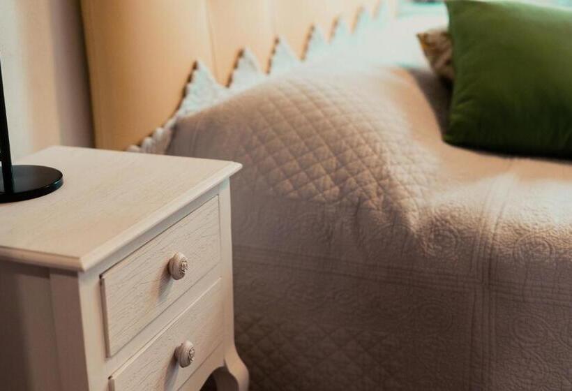 غرفة قياسية, Borgo Terrosi