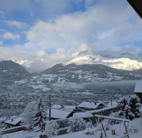 غرفة عائلية, Chantemerle 1741, Chambres D Hôtes à La Montagne