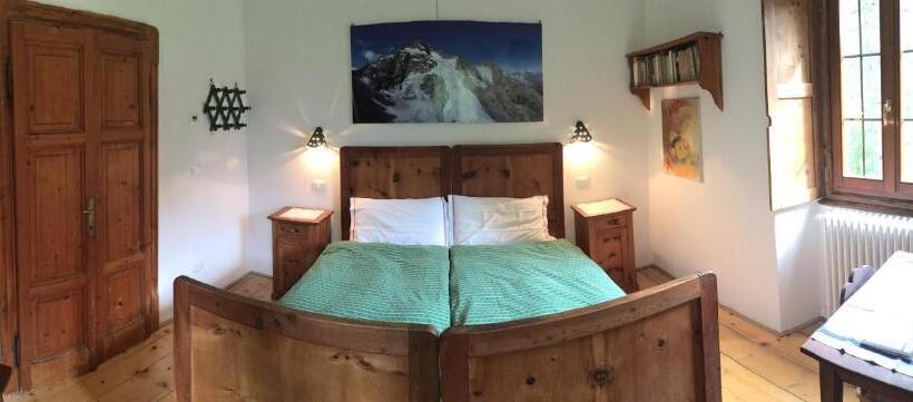 غرفة قياسية مع حمام خارجي, Il Cortese