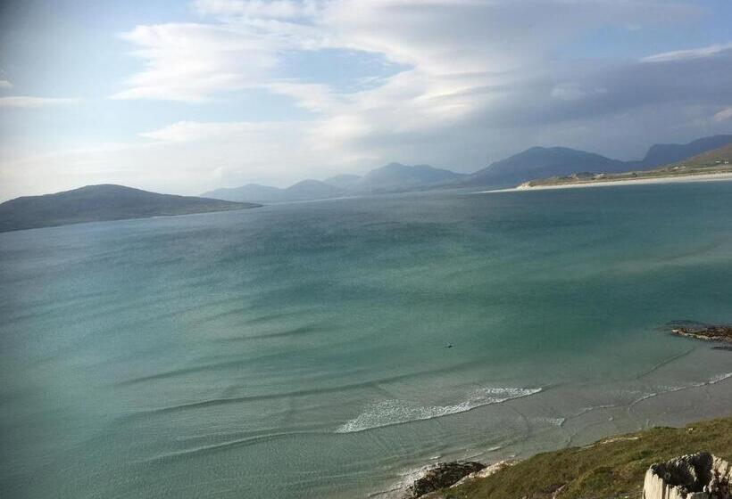 غرفة سوبيريور مطلّة علي الحديقة, Lathamor