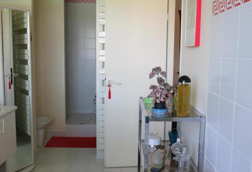 Номер Стандарт, Les 4 Eléments St Emilion