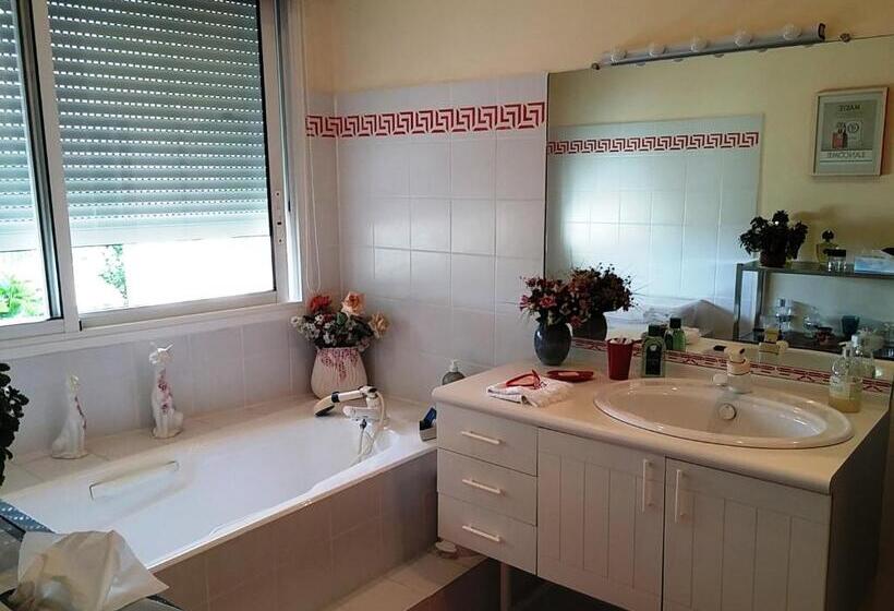 Номер Стандарт, Les 4 Eléments St Emilion