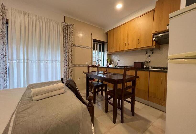 Люкс с Балконом, Vina S Place