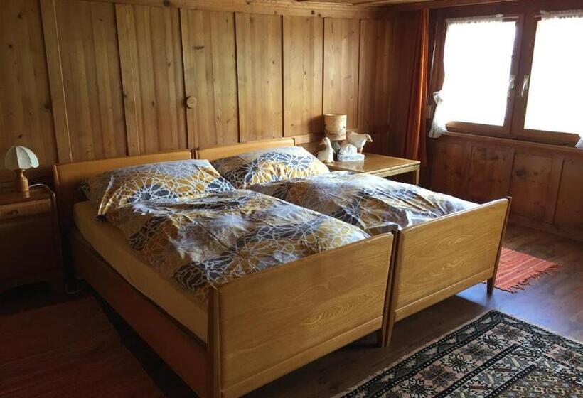 带共用浴室的标准房间, Wohlfühloase Für Mensch Und Hund