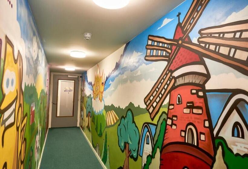 标准单人间, Villa Groet