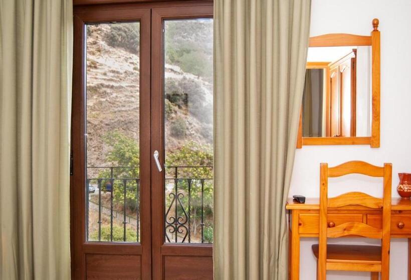 バルコニー付きスタンダードルーム, Hostal Mulhacen