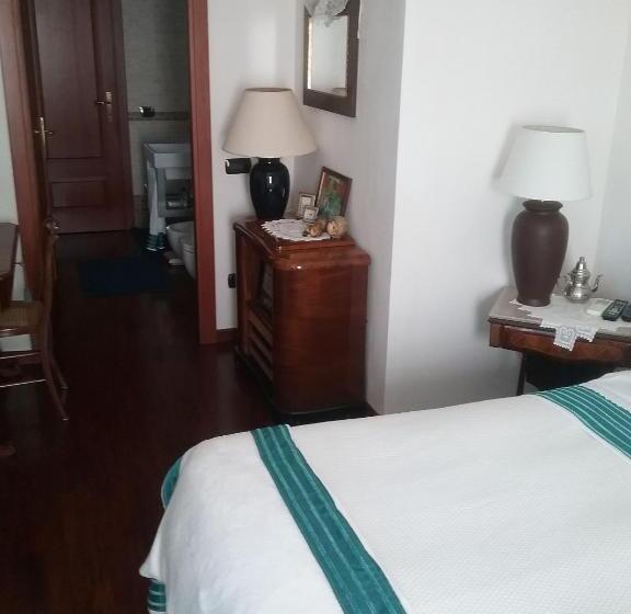 Люкс Повышенной Комфортности, Stella