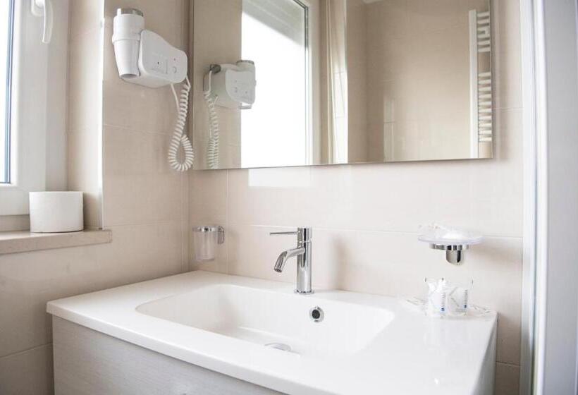 شقة غرفة واحدة, Residence Bonelli