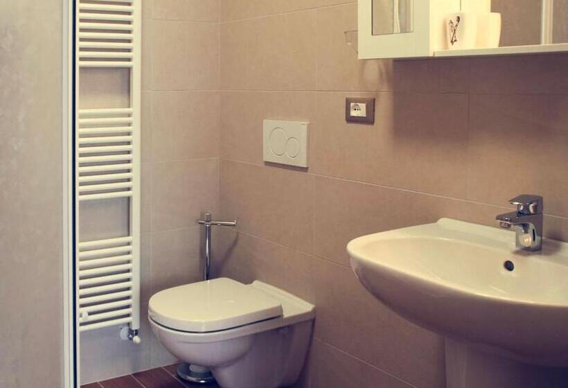 Номер Стандарт, B&b Tina