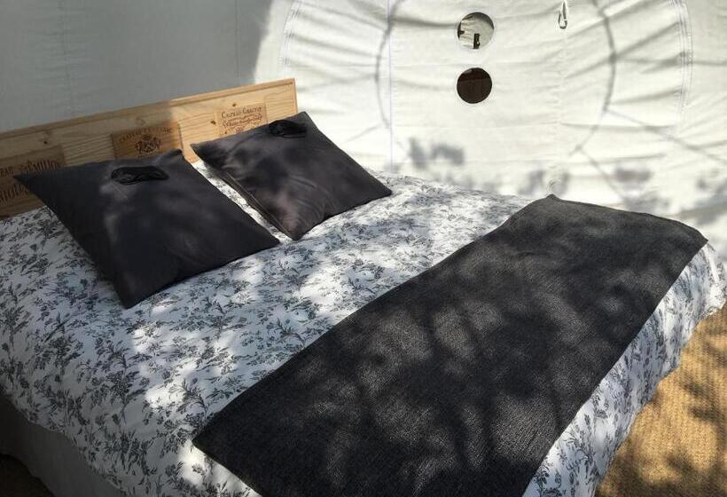 Standard Tent, Bulle D Amour