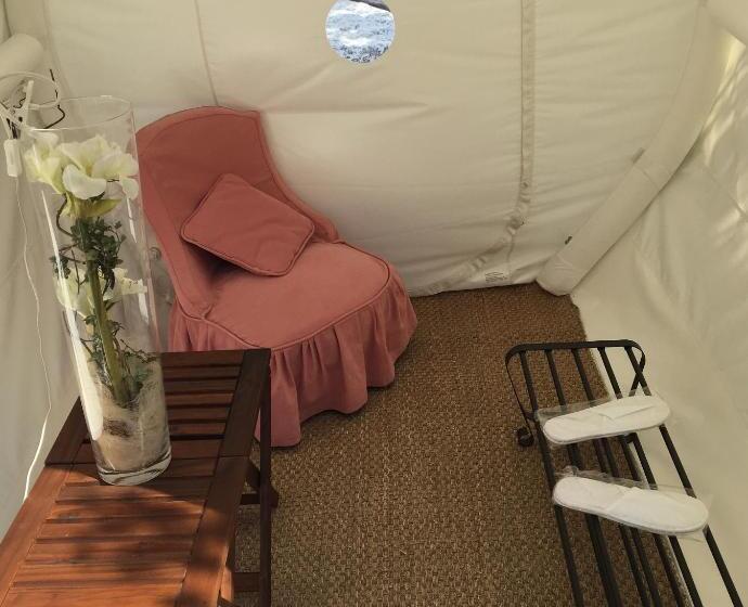 Standard Tent, Bulle D Amour