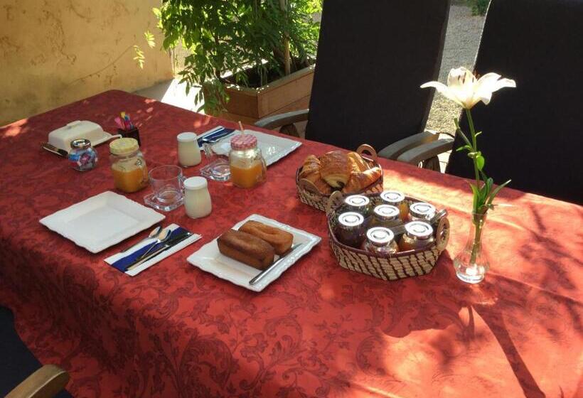 Standard Tent, Bulle D Amour