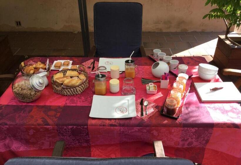 Standard Tent, Bulle D Amour