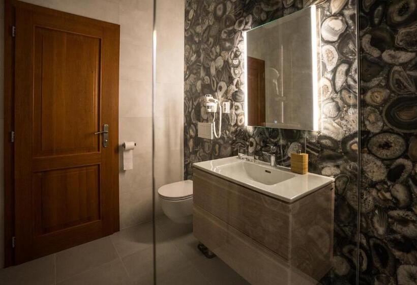 １ベッドルームのスーペリアアパートメント, šomka