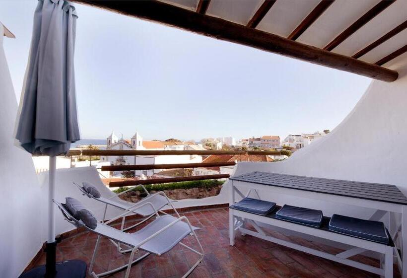 شقة غرفة واحدة مطلة على البحر, The Salty Lodge