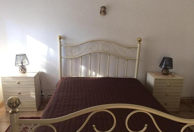 غرفة قياسية حمام مشترك, Pensão Estrela