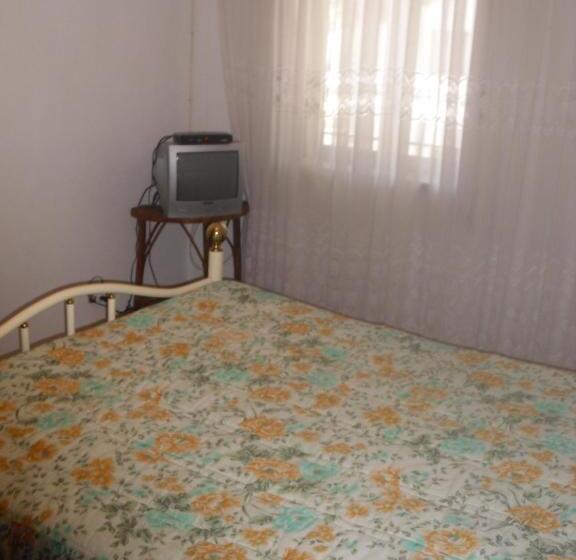 غرفة قياسية حمام مشترك, Pensão Estrela