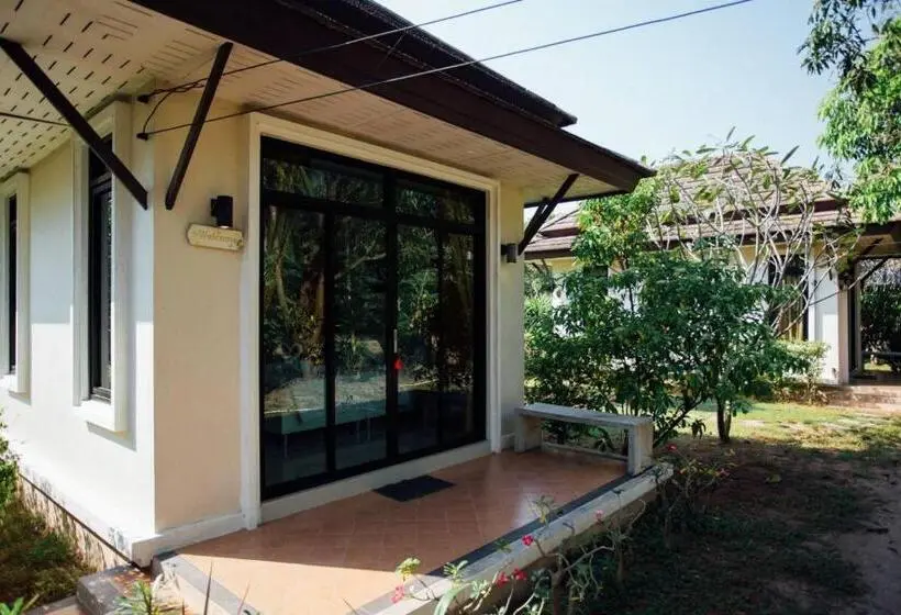 スタンダード4人部屋, Baan Klong Resort