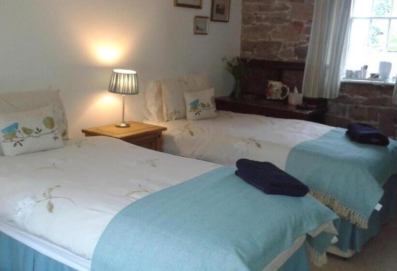 컴포트 트리플 룸, Beech House