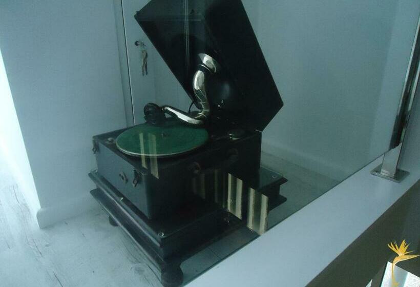 منزل 3 غرف نوم, A Casa Estrelícia Dourada Garcês