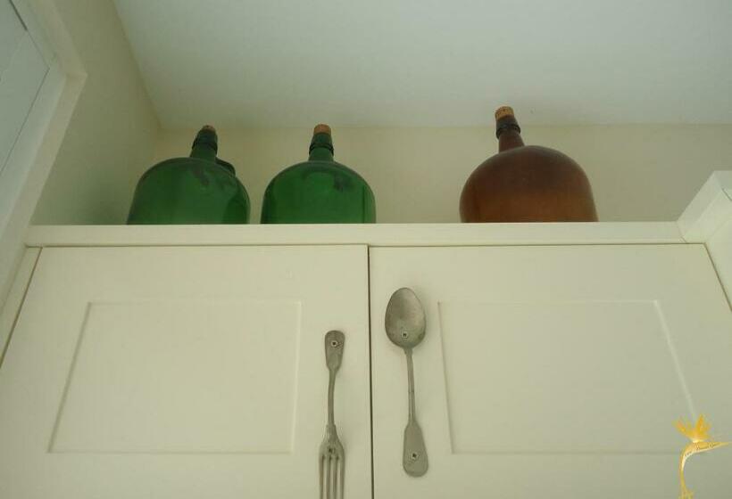 منزل 3 غرف نوم, A Casa Estrelícia Dourada Garcês