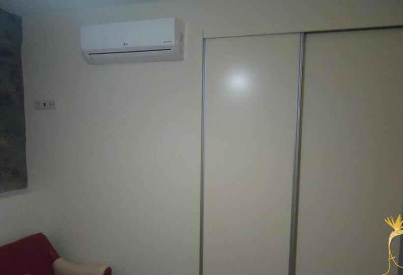 شقة غرفة نوم واحدة بالطابق الأرضى, A Casa Estrelícia Dourada Garcês