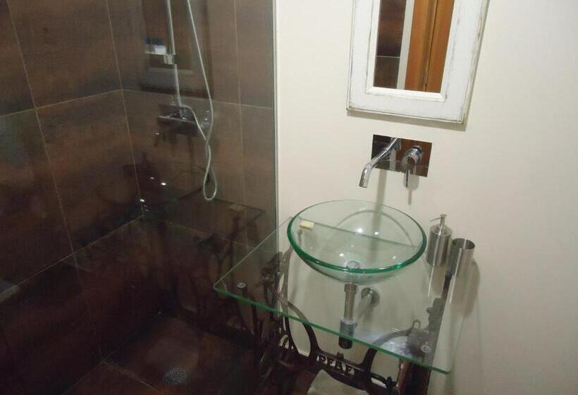 منزل 3 غرف نوم, A Casa Estrelícia Dourada Garcês