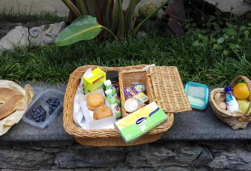 منزل 3 غرف نوم, A Casa Estrelícia Dourada Garcês