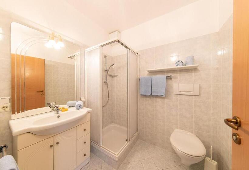 带1个卧室的公寓, Appartements Weisshauserhof