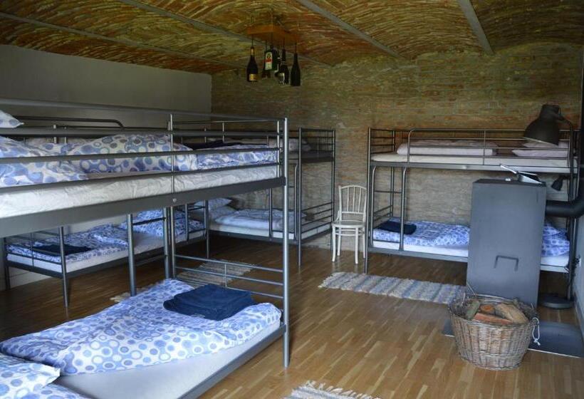 Номер Стандарт с Койками, Bagolyvár Fogadó  újfalusy Márton Vendégház