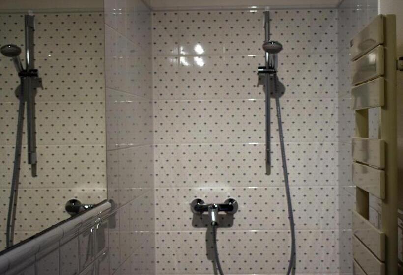 Четырехместный Номер Стандарт, Bagolyvár Fogadó  újfalusy Márton Vendégház