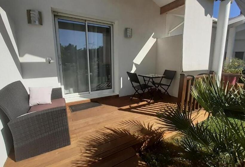 חדר סטנדרט נוף לבריכה, Chambres D Hôtes Du Hourne