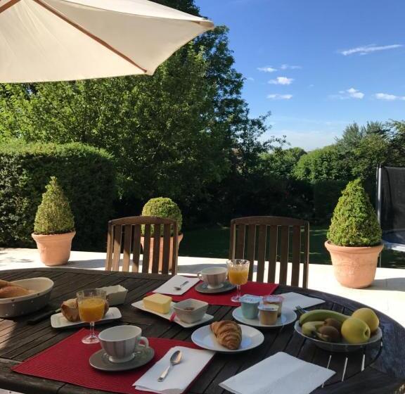 جناح سرير كينج, Le Castel Ecossais