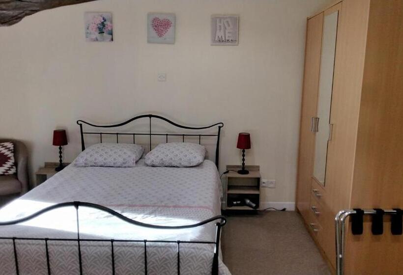 غرفة قياسية, Le Vieux Logis