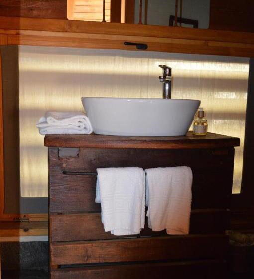 غرفة قياسية, Maison De Noé