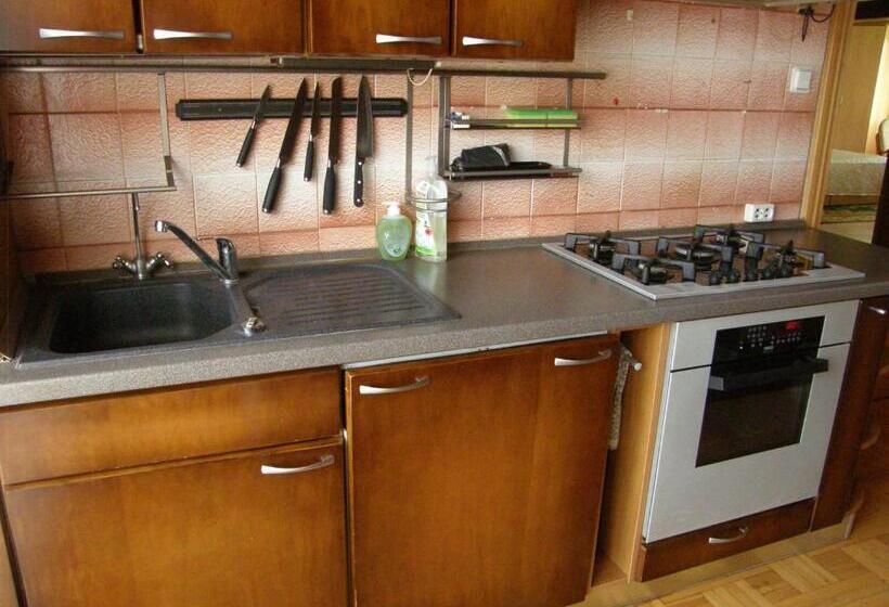 خانه 3 خوابه, Home For Guests Lakštingala