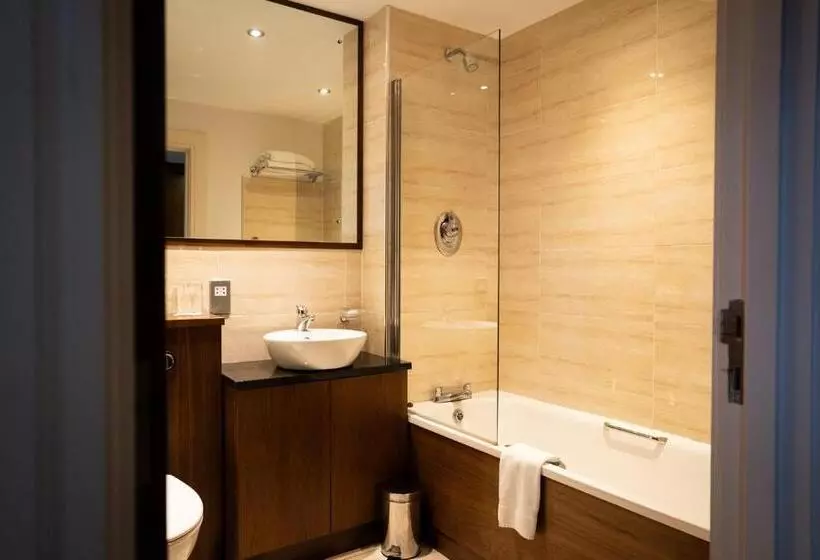 اتاق استاندارد با تخت بزرگ, Ballyrobin